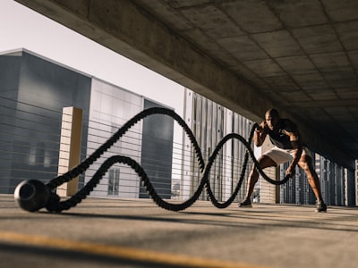 克罗地亚国家队比赛瞬间 - 莫德里奇中场组织进攻